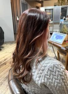 ピンクベージュインナーカラー・ウェーブロング - hair＆make egerie掲載