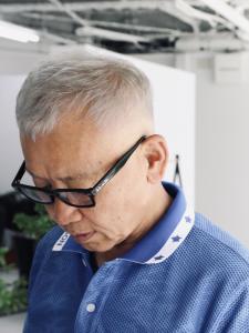 フェード×ホワイトシルバー - Shindy BARBER & MEN's STYLE SHOP掲載