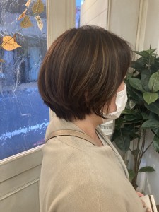 ミセス白髪ぼかしハイライトうる艶ニュアンスカラー梅ヶ丘美容室 - CHAINON掲載