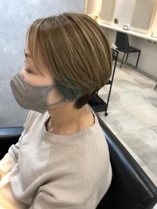大人ショートにインナーカラー - :ideal心斎橋店 ～髪質改善・白髪染め・ヘッドスパ～掲載