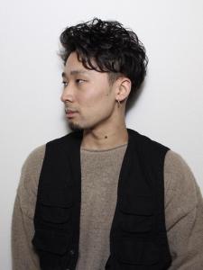 30代おすすめセミウエットパーマ - @110 BARBER SHOP 長浜店掲載