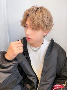 横浜☆ゆるめツイスパ 波巻き アップバング  - Neolive aim 横浜店掲載