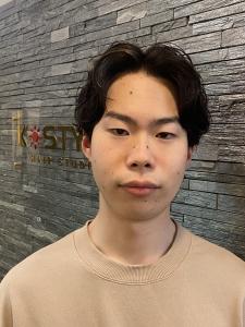ツーブロセンターパート　ゆるパーマ - K-STYLE HAIR STUDIO掲載