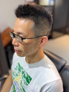 大人の刈り上げスタイル - BARBER-BAR 四谷店掲載