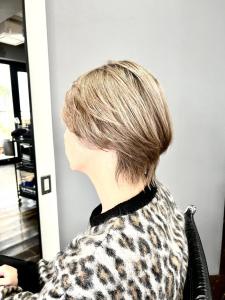 ショートボブ・ミルクティーベージュ - hair＆make egerie掲載