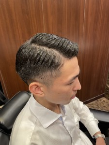 ビジネスマンフェード - HIRO GINZA 池袋 サンシャイン通り店掲載