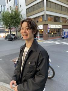 大人のミディアム波巻きパーマ - marju銀座掲載