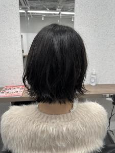 切りっぱなしボブ - shell立川【白髪ぼかし/ハイライト/髪質改善/縮毛矯正/ショート】掲載