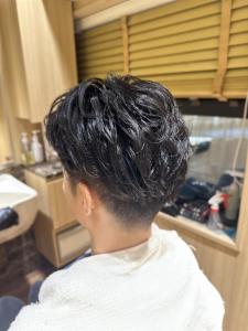 高め2ブロックパーマ - ヘアーモードキクチ 三越前店掲載