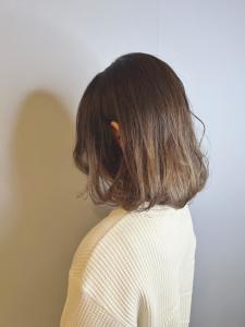 20代30代外国人風アッシュグレージュ - ブロッサムひばりヶ丘店掲載