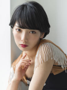 【emu井上信洋】黒髪風グレージュカラー丸みマッシュショート - ?mu 【表参道/青山】 【 emu 】掲載