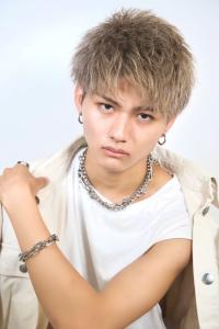 メンズヘア整形スパイラルパーマ波巻きツイストメンズパーマ髪型 - メンズヘア整形サロン GOALD 渋谷本店掲載