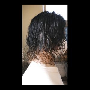 雰囲気、ムード、色気が漂うパーマ - loloi掲載