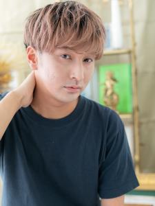 ツートンカラーくせ毛風ツーブロックパーマ　シースルーバング - COVER HAIR & SPA bliss【カバーヘア アンド スパ ブリス】浦和/浦和西口店掲載
