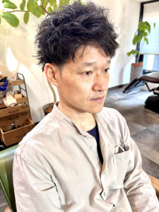 癖毛をいかしたカジュアル大人ショート - PRISHE.掲載