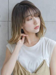 透明感 グラデー ション ツートーンカラー 似合わせカット - BROCANTE LUXBEブロカントラックスビー立川北口店掲載