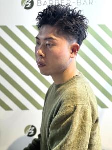 大人のリバースパーマスタイル【BARBER-BAR】 - バーバーバー赤羽掲載