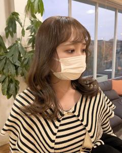 顔まわりレイヤー×オリーブベージュ - SARA 新宮店掲載