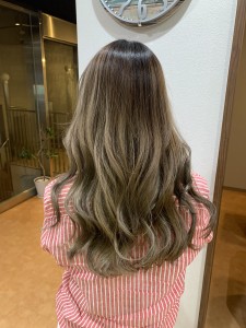 ミルクティーベージュ - Hair Resort Laguna掲載