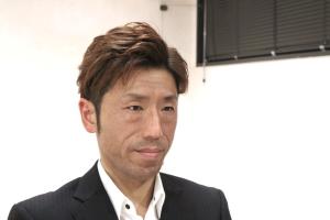 アップバングショートスタイル