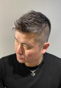 カッコいい白髪の男性　ベリーショートスタイル - ドルクス日本橋掲載