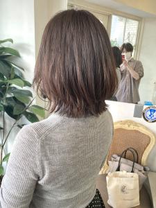 大人ガーリーくびれ外ハネショートボブ30代40代梅ヶ丘美容室 - CHAINON掲載