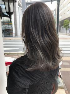 ミディアム　スタイル　巻髪レイヤー - Lusso chiaro　西池袋店掲載