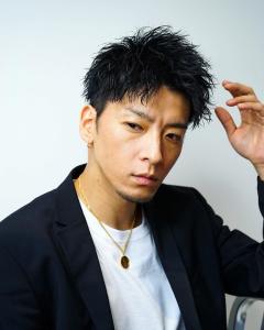 メンズヘア整形スパイラルパーマ波巻きツイストメンズパーマ髪型 - メンズヘア整形サロン GOALD 渋谷本店掲載