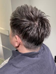 【ホワイトメッシュ】ツーブロック束感アップバングスタイル - 理容室 hair studio ARUIM 代官山.恵比寿掲載