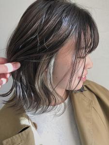 イヤリングカラー ホワイトベージュ - hair salon Rien 上尾店掲載