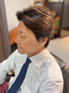 大人カッコいい30代40代50代以上リバースショートレイヤー - BARBER-BAR 四谷店掲載