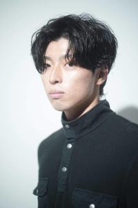 センターパート×ツーブロックマッシュ - soin de brace 高の原店掲載