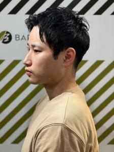 大人カッコいい20代30代爽やかなショートスタイル - BARBER-BAR 四谷店掲載