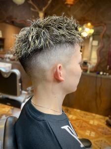 ロースキンフェード　ツイストメッシュ　スパイキーショート - L.A BARBERSHOP 大津店掲載