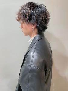 ツイストスパイラルパーマ - curro 六本木掲載