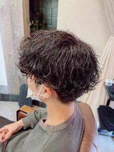 爽やかツーブロック刈り上げ束感アップバング - N° deseo 吉祥寺掲載