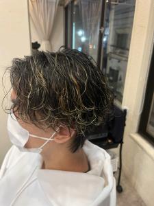 爽やかツーブロック刈り上げ束感アップバング - N° deseo 吉祥寺掲載