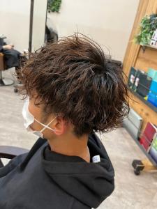 爽やかツーブロック刈り上げ束感アップバング - N° deseo 吉祥寺掲載