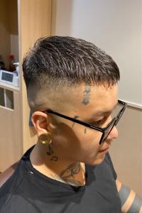 スキンフェード×クロップショート - N.BARBER HIROO掲載