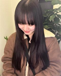 暗髪でも透明感◎チョコレートブラウンカラー - e.m.a × Ar be.anca掲載