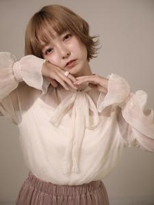 #美髪 #ホワイトグレージュ  #こなれミディ - Chocolat Abeno掲載