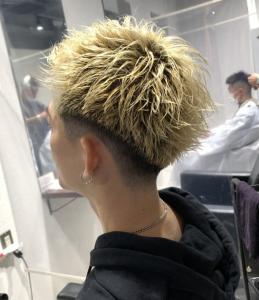 メンズヘア整形スパイラルパーマ波巻きツイストメンズパーマ髪型 - メンズヘア整形サロン GOALD 渋谷店掲載