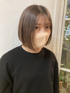 ハイトーンショートボブミルクティーベージュ30代梅ヶ丘美容室 - CHAINON掲載