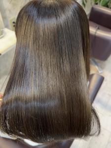 艶感手触り感◎触ってと言いたくなるボブ - hair epoque掲載