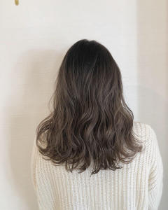 ミディアム　スタイル　巻髪レイヤー - Lusso chiaro　西池袋店掲載