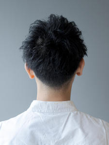 メンズツーブロック刈り上げナチュラル束感ショート - 理容室 hair studio ARUIM 代官山.恵比寿掲載