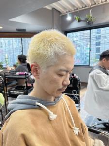 【メンズベリーショート ブリーチ ショート】 - hair＆make egerie掲載