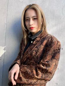 ブロンドベージュ - Lond profil 浦和掲載