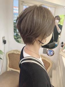 顔型似合わせ骨格補正丸みショート大人女子40代梅ヶ丘美容室 - CHAINON掲載
