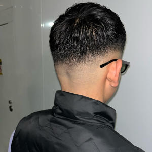 クロップミドルフェード - ヒロ銀座 BARBER SHOP 新宿店掲載